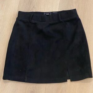 HAVE LOS ANGELES BLACK SKIRT SIZE SMALL